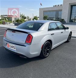 كرايسلر 300